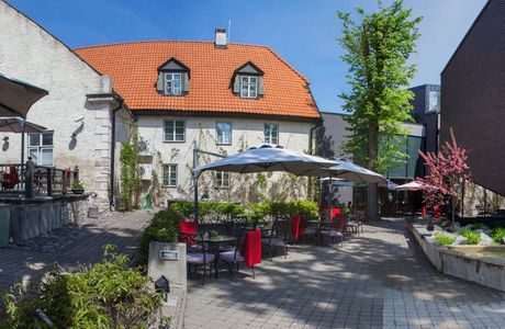 Arensburg Antiik OÜ