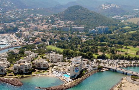 Univrcannes