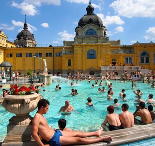 Széchenyi Baths and Pool