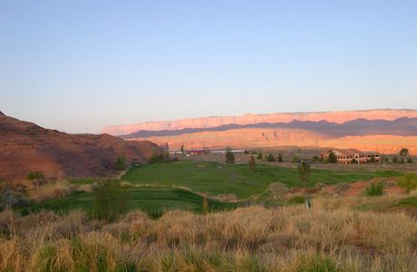 Lake Powell National Golf Course