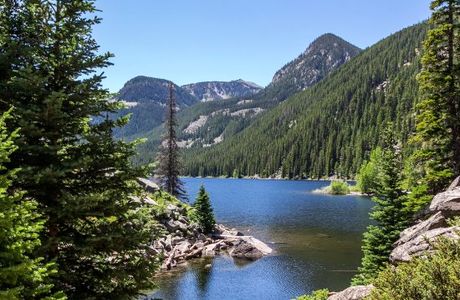 Lava Lake Trail