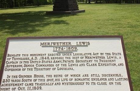 Meriwether Lewis Park and Monument