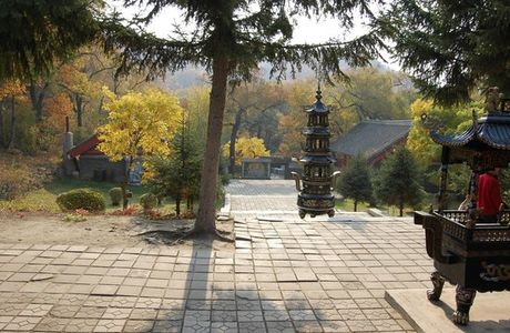 Longtan Mountain