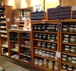 Sizhi Herb Store