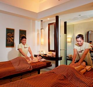 Relax Massage & Spa