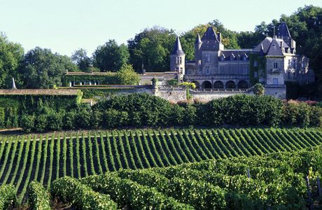 Trillium Vineyard LLC