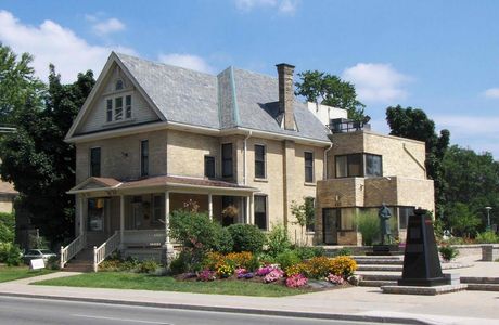 Banting House National Historic Site