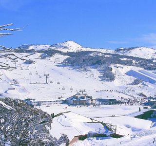 Charlotte Pass Guest Services Office