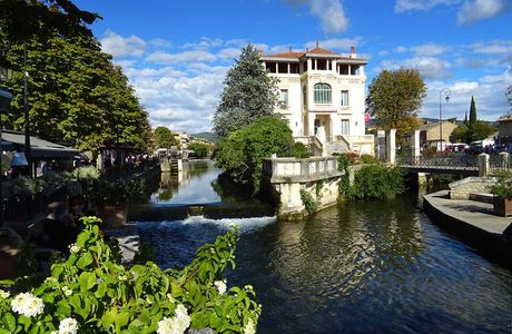 L'Isle-sur-la-Sorgue Market
