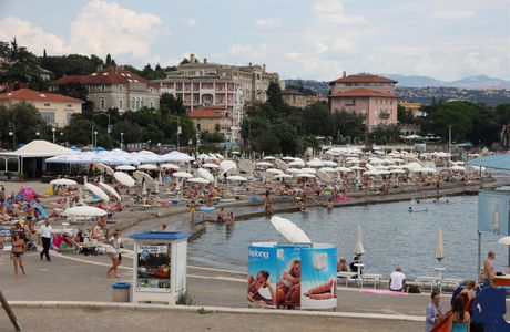 Slatina Beach