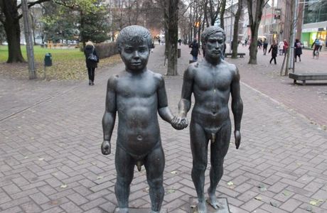 Father and Son' sculpture