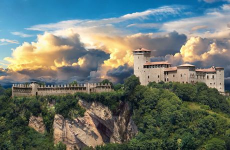 Rocca di Angera