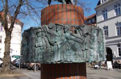 Brunnen "Herrn Pastor sien Kauh"