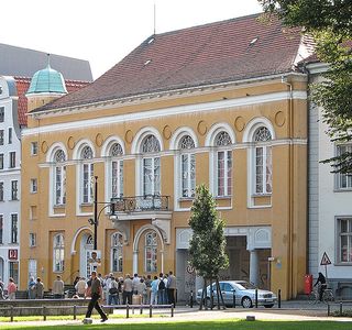 Palais und Barocksaal