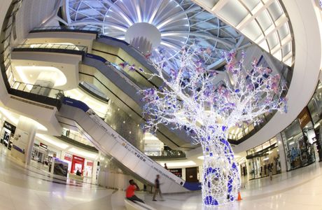 Design Quarter Shopping Centre