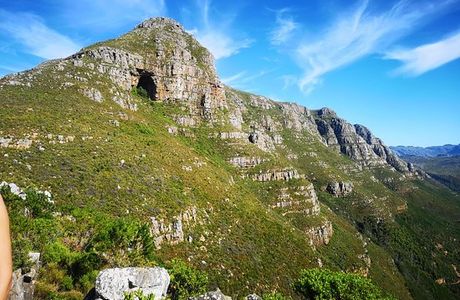 Elephant's Eye Cave