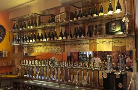 Amadeus pub