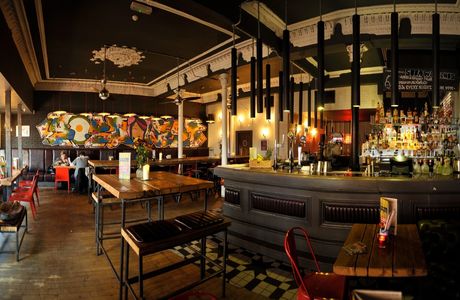 Glasgow Pub