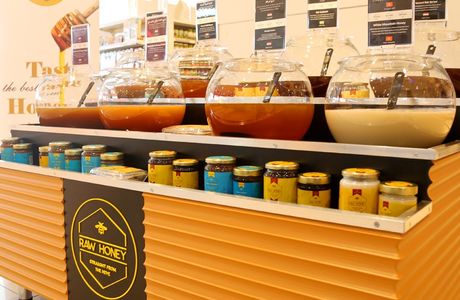 HaKaveret Honey Store