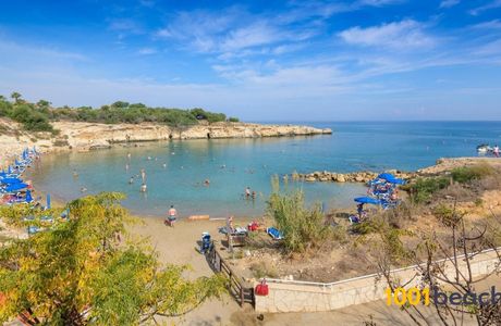 Sirena Bay