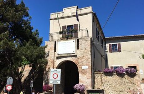 Castello di Fiorenzuola di Focara