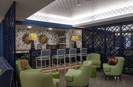 Fatima lounge bar