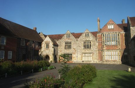 The Salisbury Museum