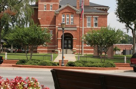 Gwinnett Historic Courthouse