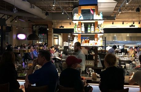 Jay's Grille & Bar
