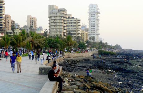 Bandstand Promenade