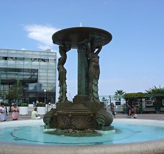 Fontana Delle Sirene