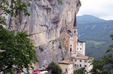Santuario della Madonna della Scopa