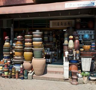 Yingge Ceramics Street