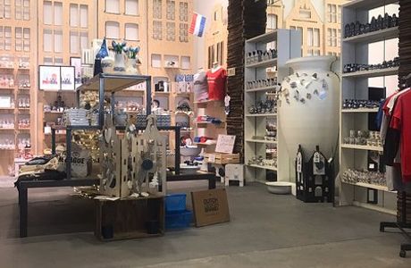 The Dutch Souvenir Cafe