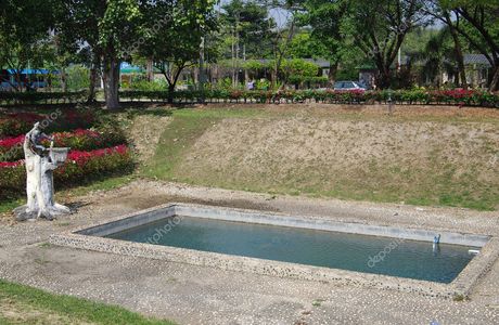 Ban Samo Thong Hot Spring