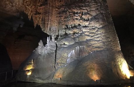 Cathedral Caverns State Park