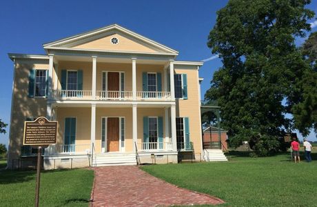 Lakeport Plantation