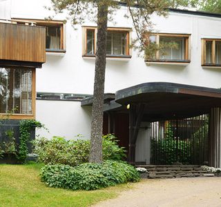 Alvar and Hurrik's