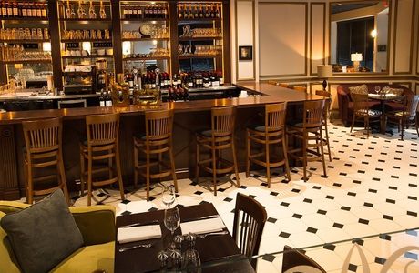 Lickety Split Wine Lounge