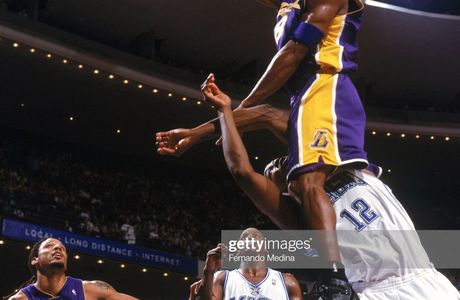 Bornelund Asobi No Sekai, Kobe Bal