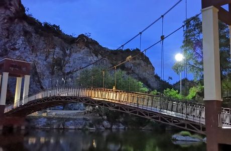 Khao Ngu Stone Park