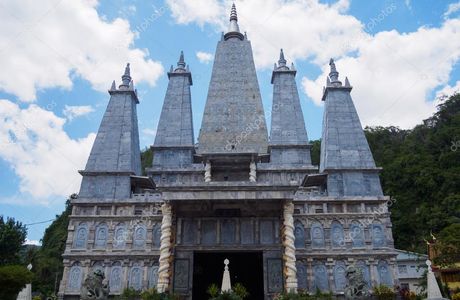 Wat Tham Khao Rup Chang