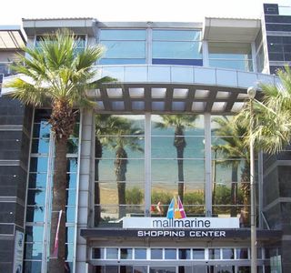 Mallmarine Shopping Center