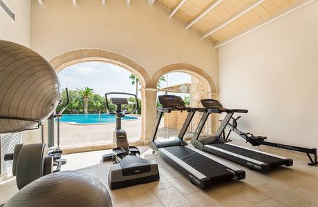 Natucura | Natural Health & Wellness