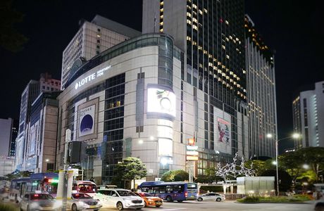 Lotte Department Store Main