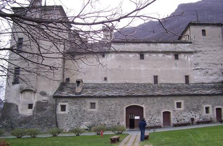 Castello di Issogne