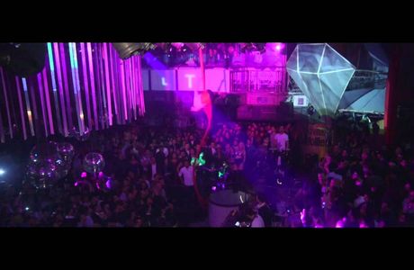 Divinae Follie discotheatre