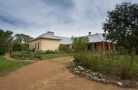 Cooma Cottage