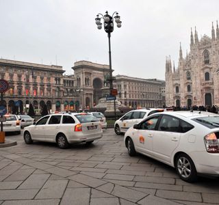 Milano Taxi Cab Viaggi