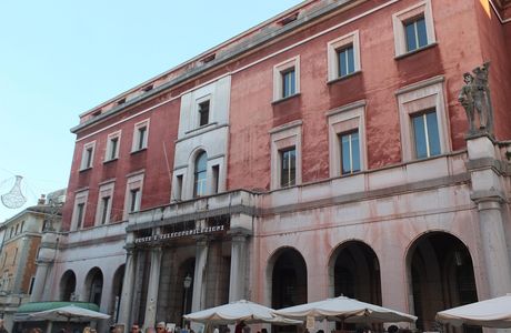 Palazzo delle Poste E Telecomunicazioni